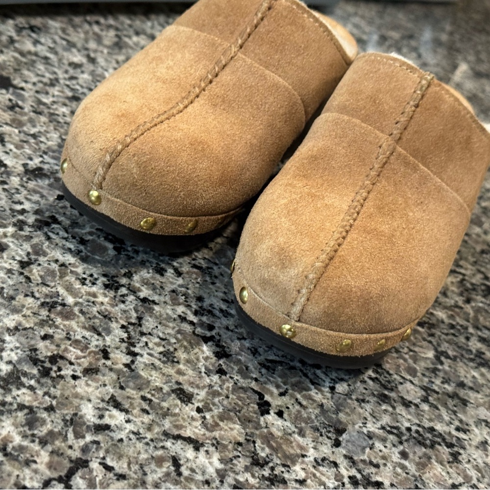 UGG Chestnut Brown Suede Kassi Sherpa Lined Slip On Clogs Heels Size 6 - Picture 10 of 11